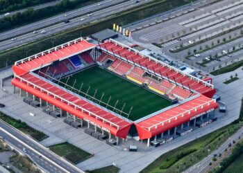 Small but amazing stadiums in Europe