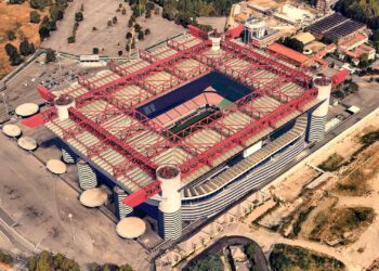 5 Legendary Stadiums that will Soon be Demolished