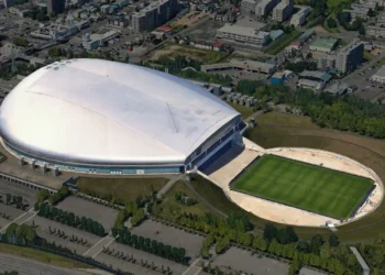 9 Compact Stadiums With Amazing Atmospheres — And Why Fans Love Them